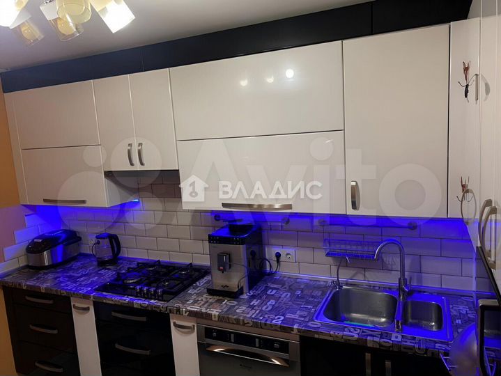 2-к. квартира, 53,3 м², 1/10 эт.