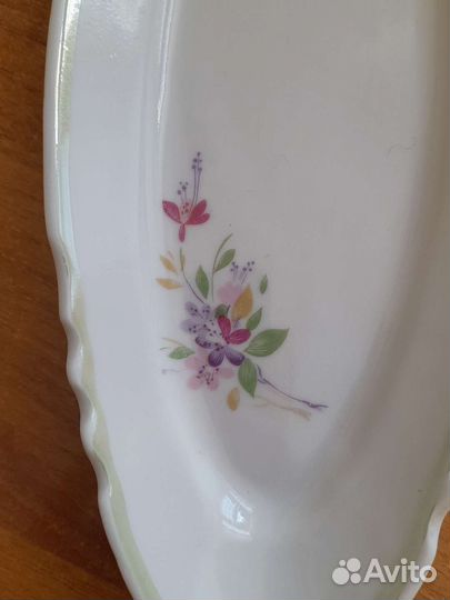 Блюдо весенние цветы