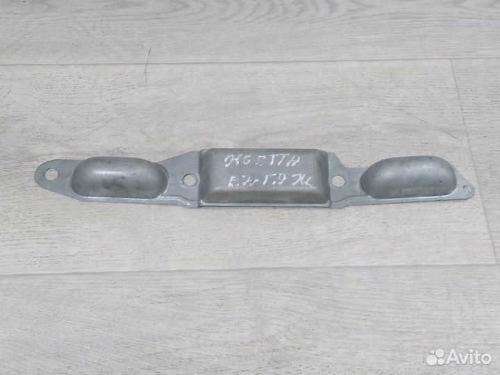 Подсветка номера Volkswagen Jetta седан BSE 2010