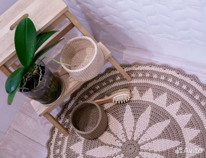 Ковёр вязаный