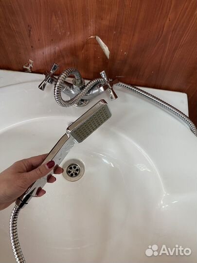 Раклвина с пьедесталом