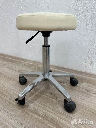 Стул для мастера