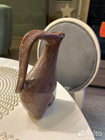 Глиняный кувшин