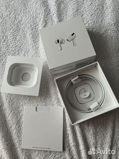 Беспроводные наушники apple airpods pro