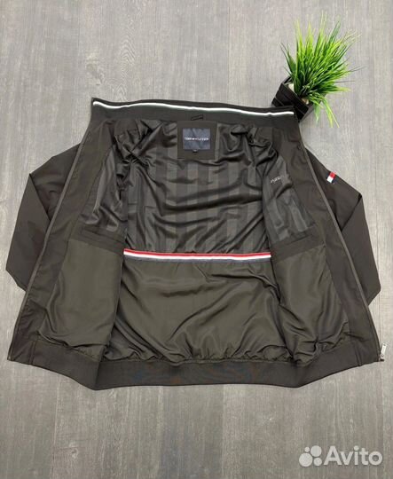 Весенняя куртка Tommy Hilfiger 4 цвета, 44-56