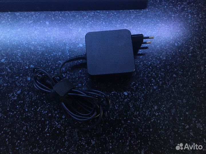 Ноутбук lenovo