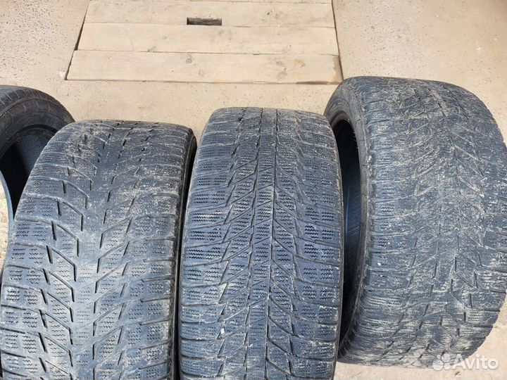 Triangle Snowlink TWT02 235/45 R17 97R