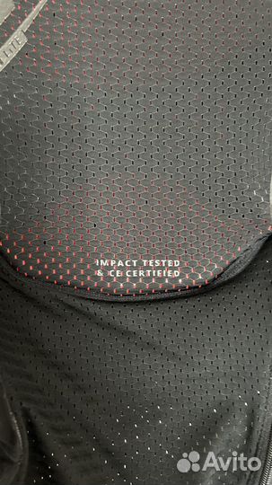 Защитная черепаха Leatt Body Tee 3DF AirFit Lite