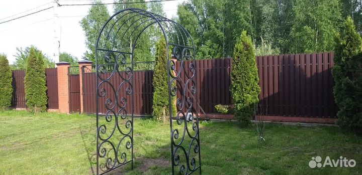 Арка садовая