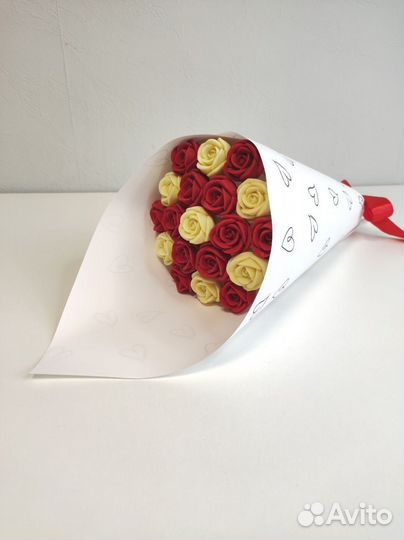 Розы из Белого Шоколада - 19 шт в Букете