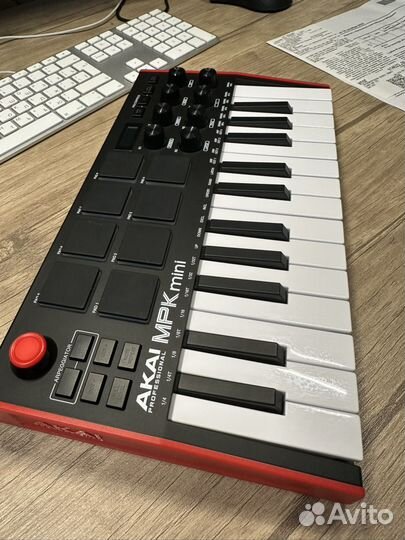 Akai PRO MPK mini MK3 USB Миди клавиатура