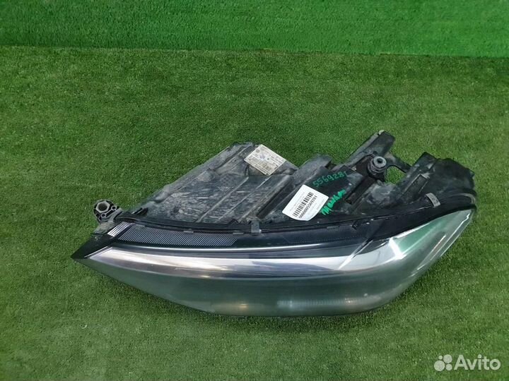 Фара левая Volkswagen Polo