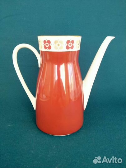 Фарфоровый кофейник гдр