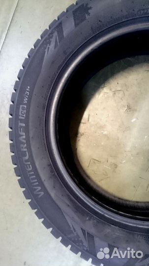 Kumho WinterCraft Ice WI31 215/55 R16 97T