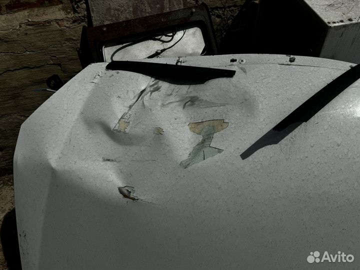 Капот priora бу