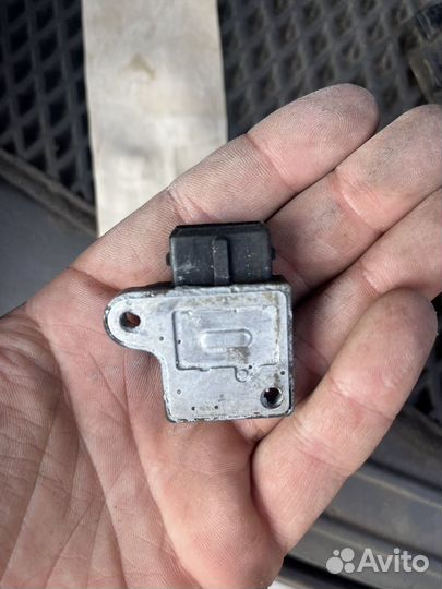 Коммутатор pajero 2 6g72