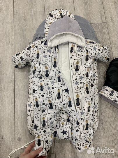 Конверт и комбинезон