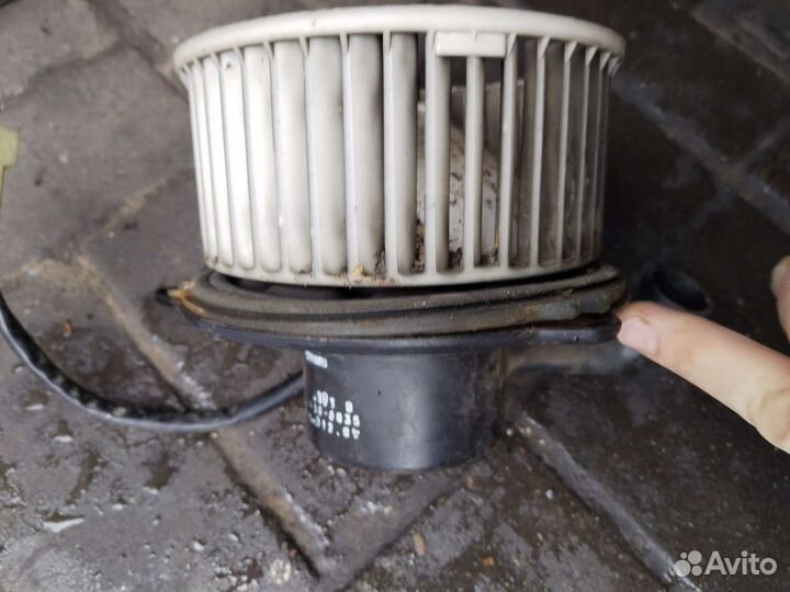 Моторчик печки джип гранд чероки 2003г