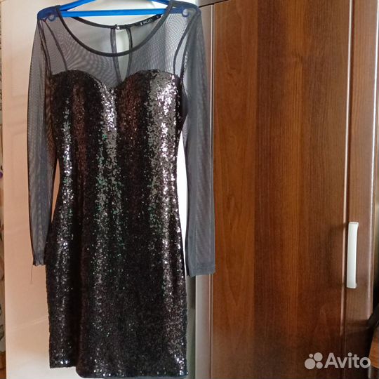 Вечернее платье 42 44 бу