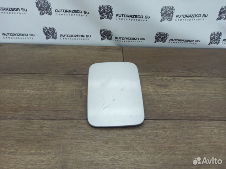 Лючок топливного бака Chevrolet Aveo T250 седан