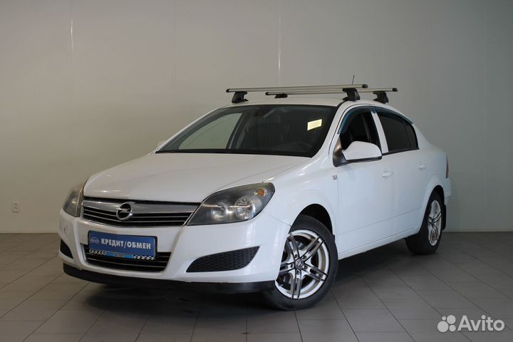 Opel Astra 1.6 МТ, 2014, 198 600 км
