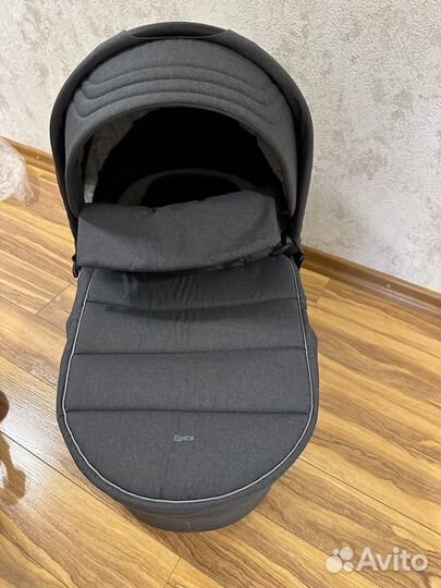 Продам коляску Carrello epica 2 в 1