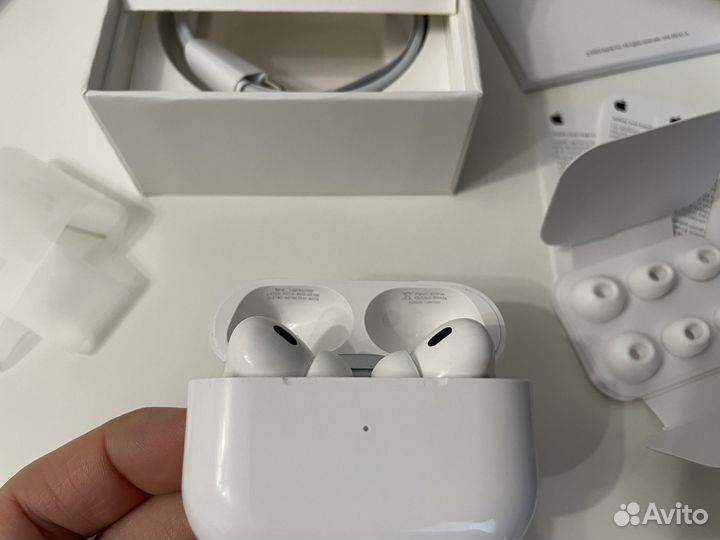 Airpods pro 2 type-c с шумоподавлением