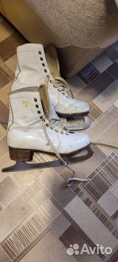 Коньки фигурные 36-37 размер