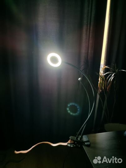 Кольцевая лампа для селфи