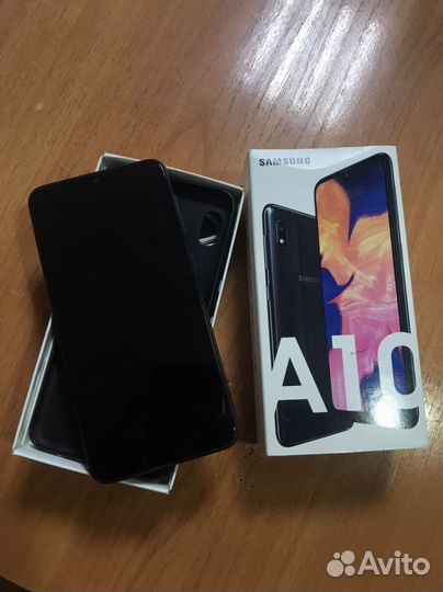 Samsung Galaxy A10, 2/32 ГБ