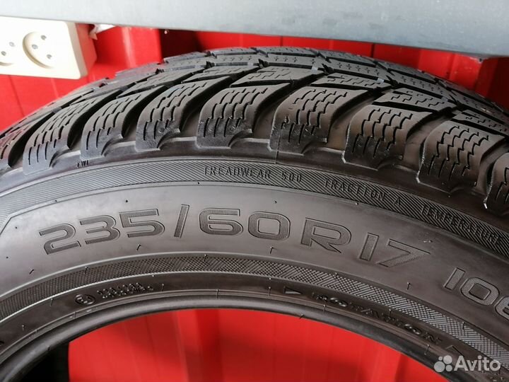 Nokian Tyres WR SUV 3 235/60 R17