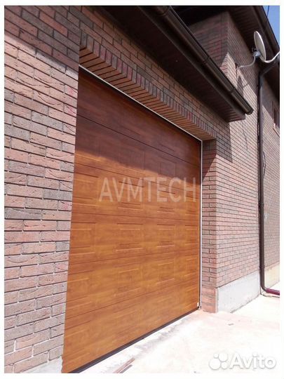 Секционные ворота