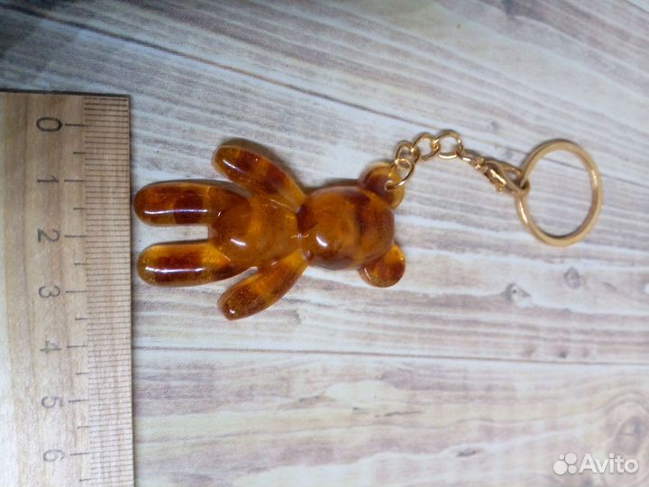 Очаровательный брелок 