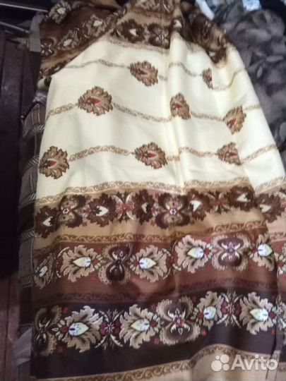 Кусок ткани на шторы