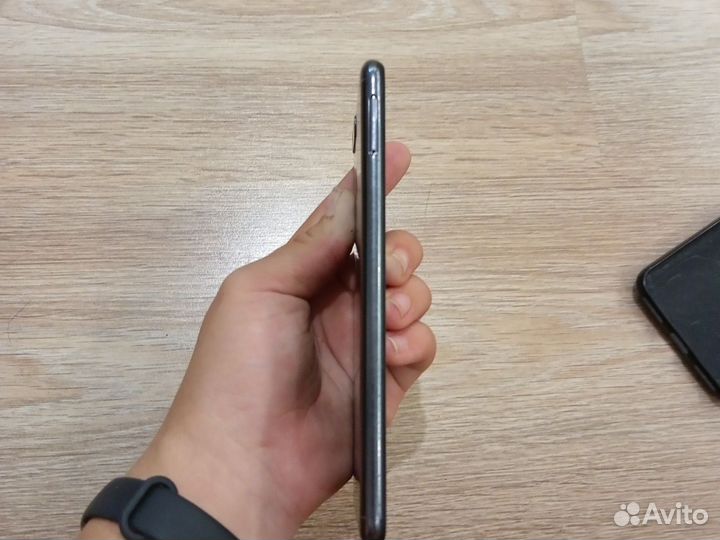 Телефон honor 7а pro