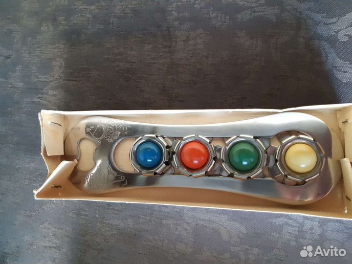 Бутылко-открыватель