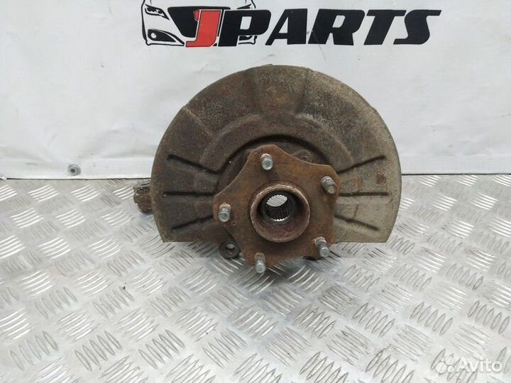 Кулак поворотный передний Suzuki Grand Vitara II р