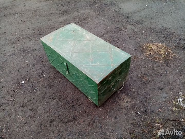 Сундук старинный антикварный
