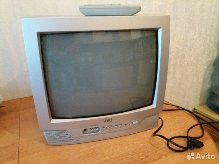 Телевизор JVC