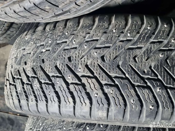 Nokian Tyres Hakkapeliitta 8 SUV 235/55 R20 102T