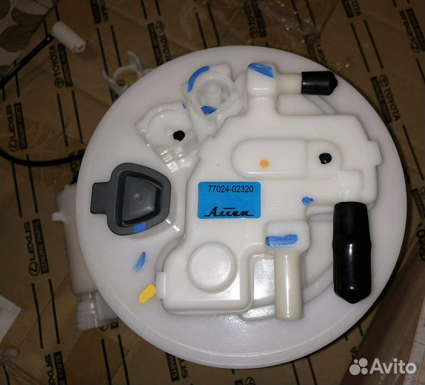 Фильтр топливный Toyota 7702402320