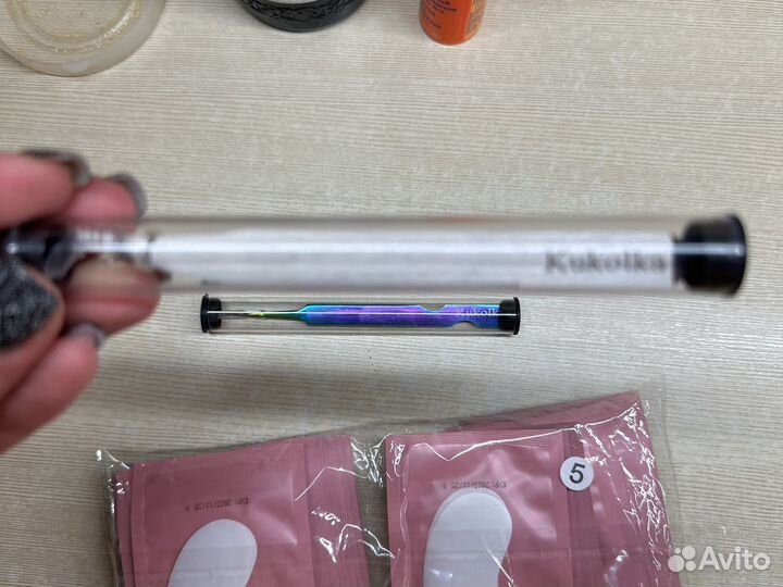 Пинцеты и патчи для наращивания ресниц