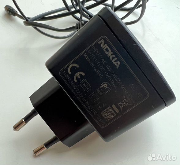 Зарядное устройство Nokia AC-3E