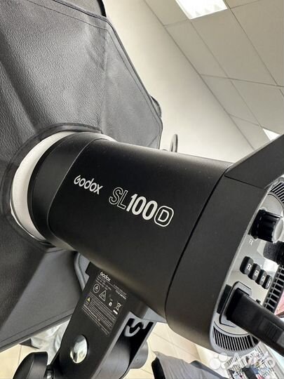 GodoxSL100d