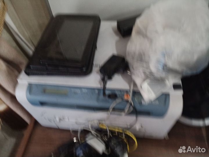 Два принтера и один монитор