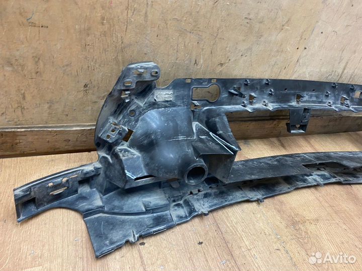 Кронштейн пер бампера Mercedes W166 GLE 15-18 AMG