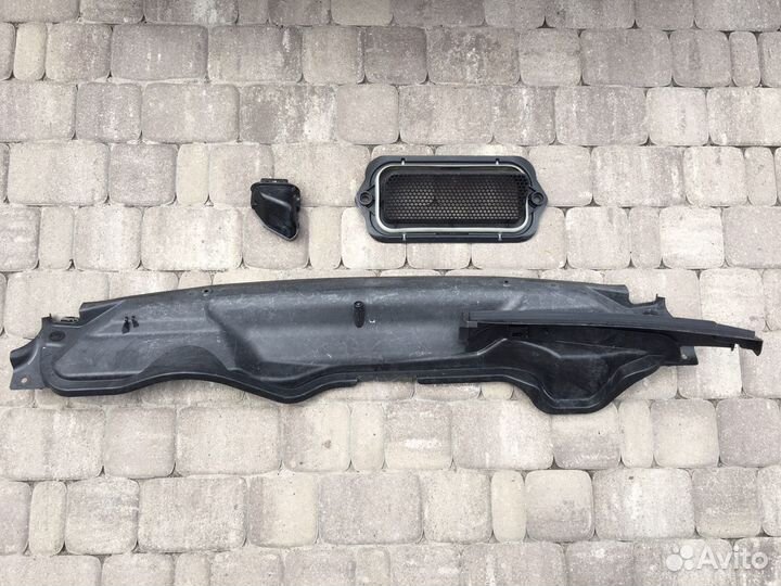 Решетка стеклоочестителя Опель Астра J Джей