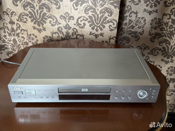 DVD плеер Sony DVP - NS930V