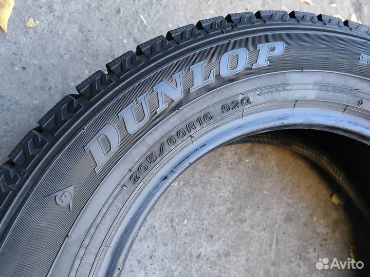 Dunlop Winter Maxx WM02 205/60 R16