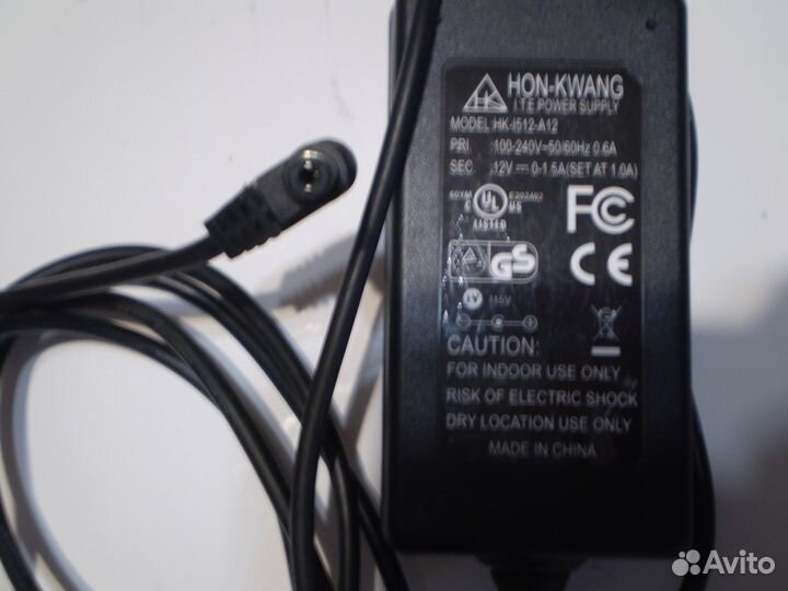 Блок питания 12v-1.5A